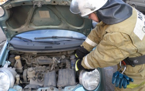 В Кировской области столкнулись две легковушки