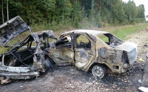 Появилось видео аварии в Юрьянском районе, в которой погибли три человека