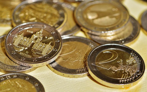 Клиенты Россельхозбанка активно инвестируют в монеты из драгметаллов