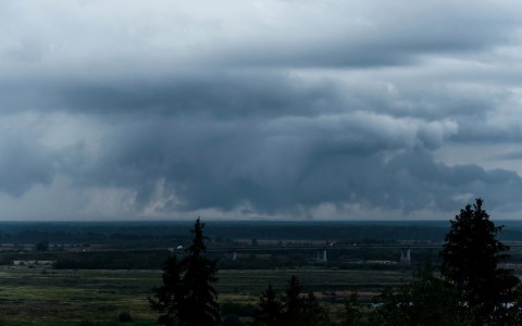 Под Кировом прошел смерч
