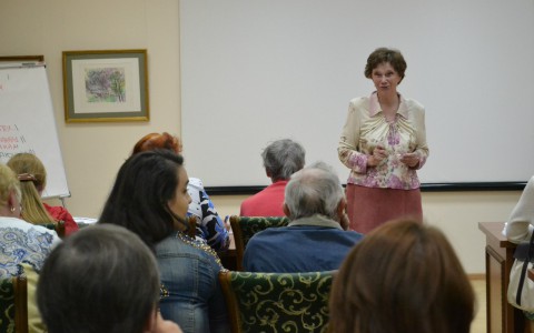 "Уроки русского языка и литературы":  участники будут разбирать орфоэпические нормы и ударения