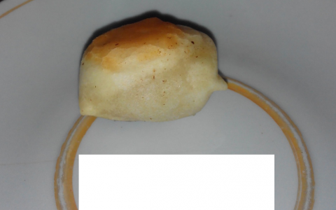 Кировчанка нашла в еде опасный предмет