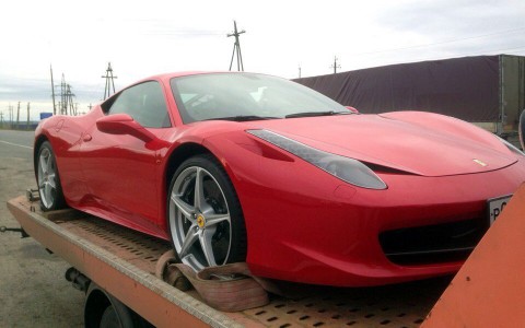 По Котельничу проехала «Феррари»: 10 лучших комментариев от горожан