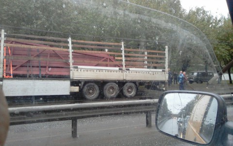 В ГИБДД рассказали, почему на Производственной образовалась трехчасовая пробка