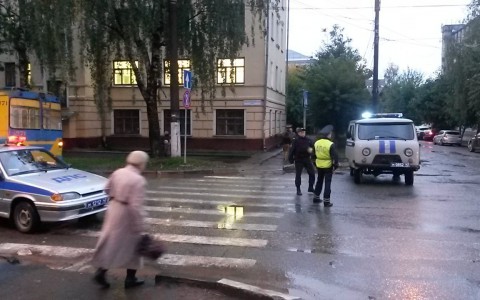 В Кирове эвакуировали сотрудников и студентов ВятГУ из-за сообщения о бомбе