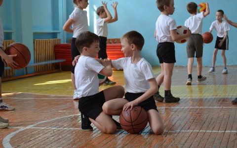 Кировские школьники могут лишиться бесплатных секций в центре города