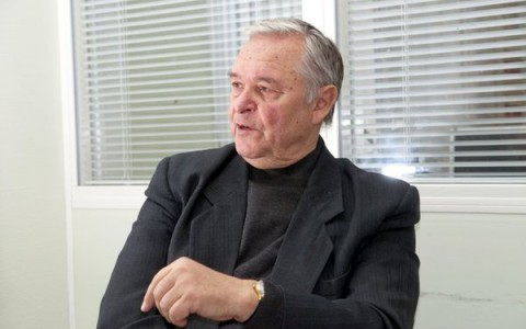 В Кирове установят мемориальную доску первому избранному губернатору области