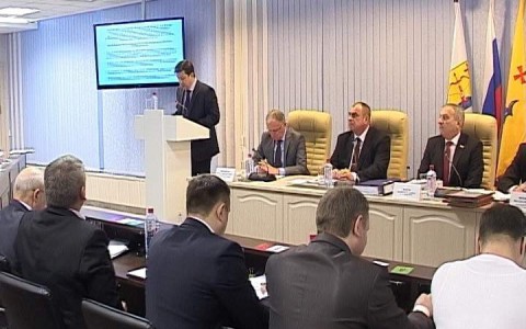 На заседании кировской гордумы обсуждают вопросы по генплану и отставку Быкова