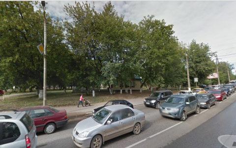 Кировчане проголосовали за название сквера на Профсоюзной