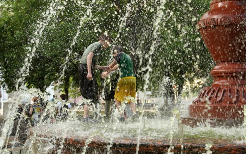 Стало известно, когда в Кирове отключат фонтаны