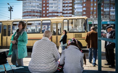 В Кирове до кладбищ будут ходить специальные автобусы