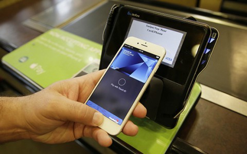 Apple Pay запускается на российском рынке со Сбербанком и Mastercard