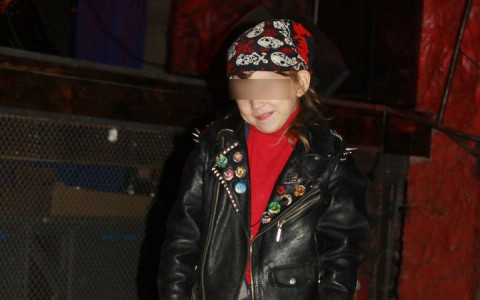 В Кирове мужчина увел 5-летнюю девочку с детской площадки