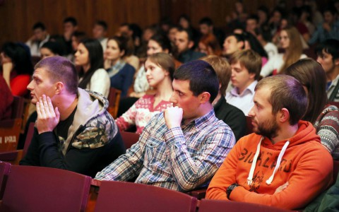 «Ростелеком» выступил официальным партнером КВН в Кирове