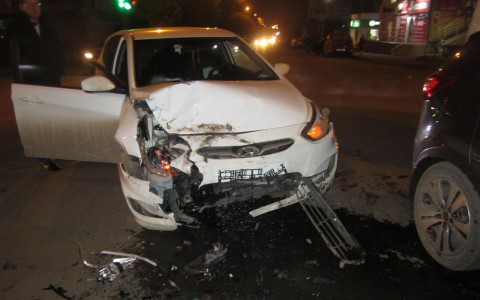 Из-за столкновения двух иномарок на Карла Маркса пострадал 5-летний ребенок