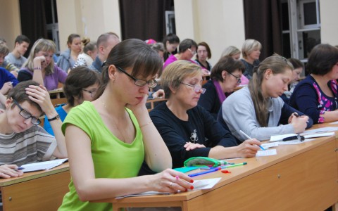 Проект "Уроки русского языка и литературы": кировчанам преподают культуру речи