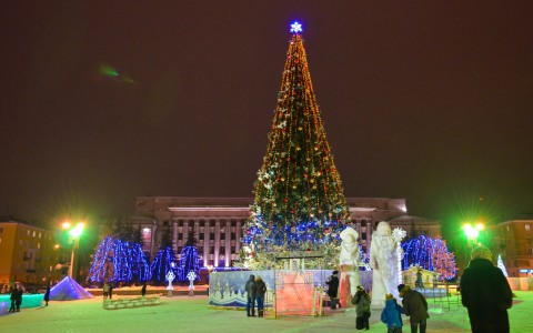Известно, сколько миллионов рублей потратят на оформление Кирова к Новому году
