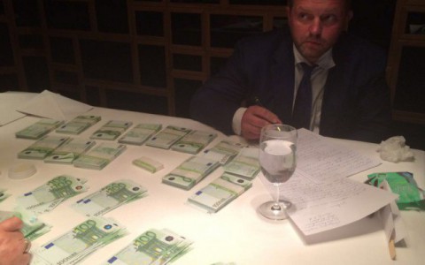 Никиту Белых могут судить не за взятку, а за мошенничество