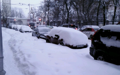 В мэрии попросили кировчан не выезжать на улицы без крайней необходимости