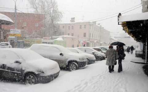 Метеопредупреждение от МЧС: в Кирове прогнозируют снегопад и сильный ветер