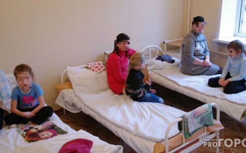 В инфекционную больницу в Кирове массово привозят детей с опасными симптомами