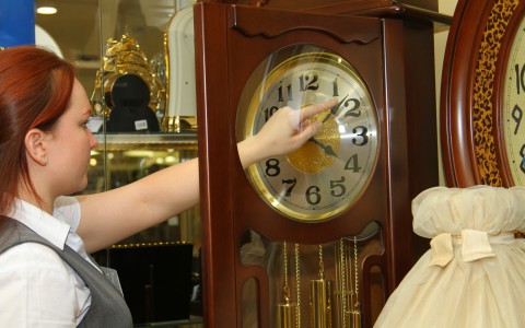 Кировчане собирают подписи против перевода часов