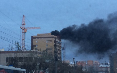 На улице Ленина вспыхнула новостройка