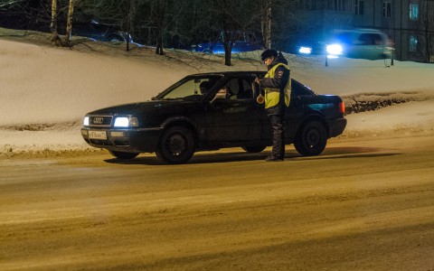 Во время сплошных проверок инспекторы задержали в Кирове 16 пьяных водителей