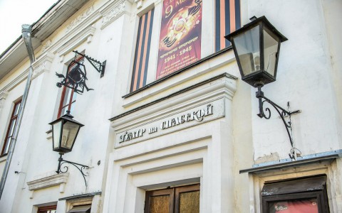 Известные деятели культуры приедут на юбилей "Театра на Спасской"