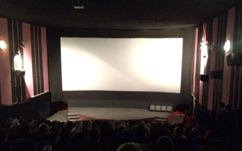 Зрители плакали на закрытом показе фильма-катастрофы "Землетрясение"