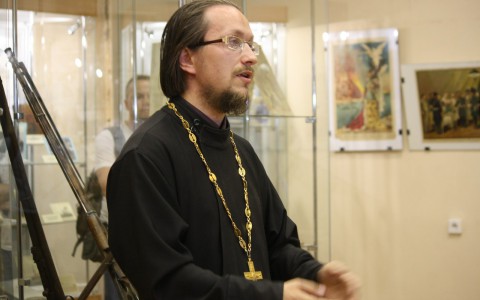 Кировский священник призвал не участвовать в акции Black Friday