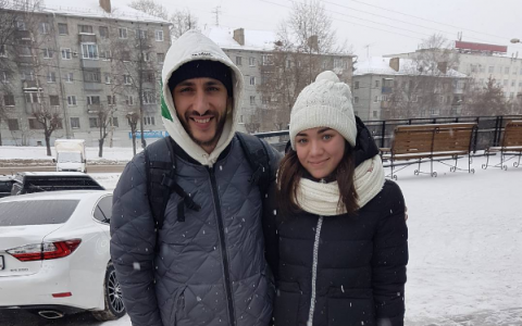 L' One в Кирове: поклонники подготовили для музыканта сюрприз