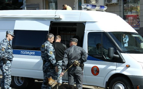 Кировчанин после ссоры с кондуктором "заминировал" автобус