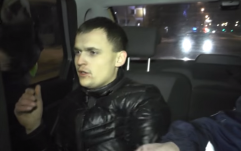 В Кирове поймали дерзкого пьяного 21-летнего бесправника с пятью пассажирами