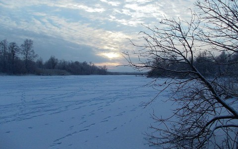 В Кировской области 11-летний ребенок провалился в прорубь