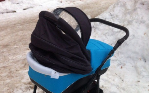 Ребенка, которого нашли на морозе в Кирове, пытались похитить у родителей