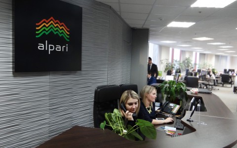 Альпари стала лицензированным форекс-дилером в России