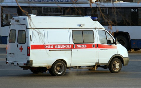 СМИ: в Кирове водитель иномарки сбил сотрудника Росгвардии