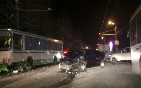 В ГИБДД рассказали о причинах смертельной аварии на Щорса