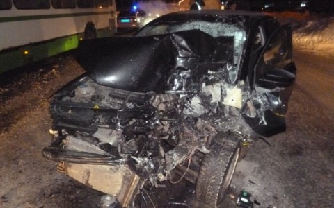 Появилось видео с места смертельной аварии на улице Щорса