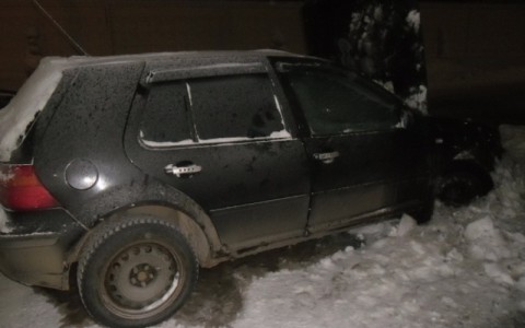 В Кирове из-за мороза вспыхнула иномарка