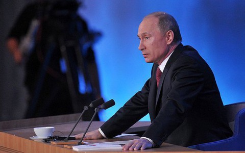 Владимир Путин перенес ежегодную пресс-конференцию из-за прощания с убитым послом