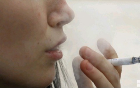 Откажутся ли кировчане покупать сигареты за 220 рублей?