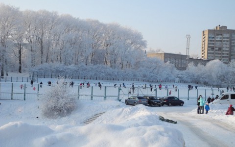 В Кирове появилось объявление о продаже стадиона "Локомотив"