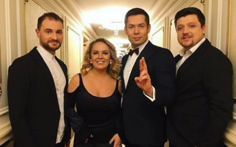 Кировская группа "Роднополисы" вместе со Стасом Пьехой выступили в Кремле