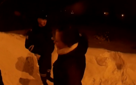 В Кирове активисты и полицейские предотвратили самоубийство на Старом мосту