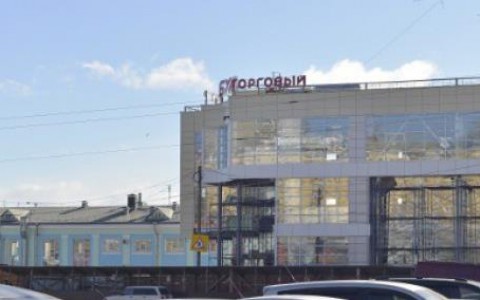 В Кирове оцепили здание торгового центра у вокзала