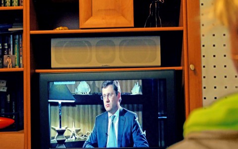 Что посмотреть в новогоднюю ночь: подборка передач для тех, кто будет дома