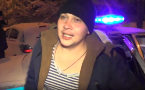 В Кирове пьяный бесправник на папином авто врезался в автовышку