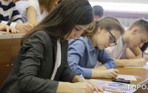 Одному из кировских вузов полностью запретили принимать студентов